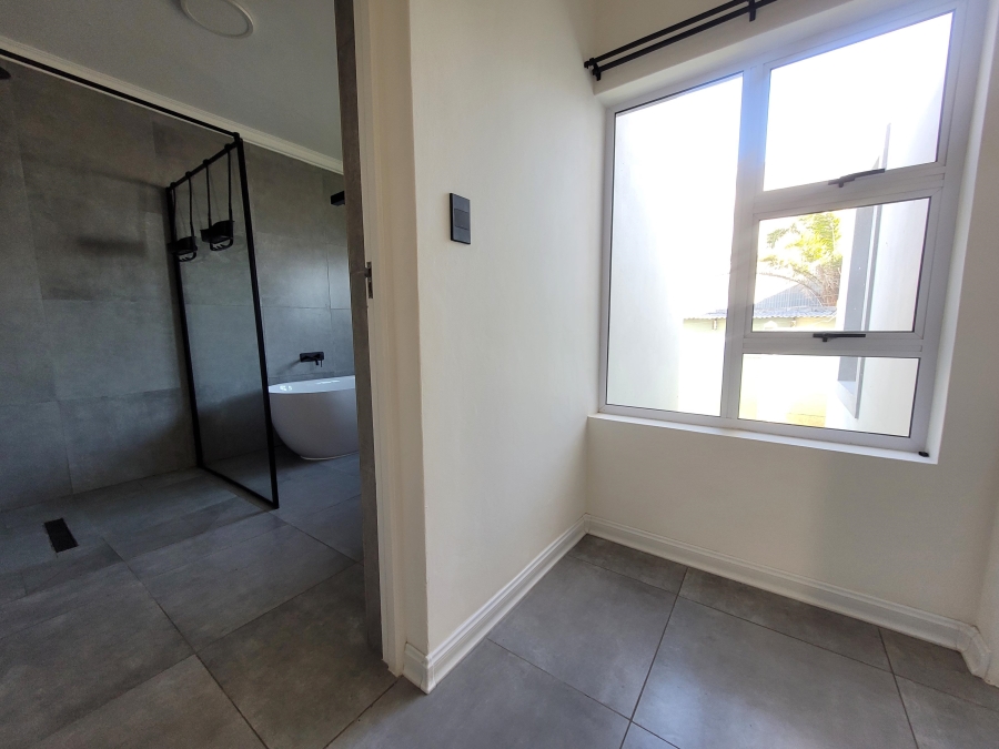 3 Bedroom Property for Sale in Aston Bay Eastern Cape